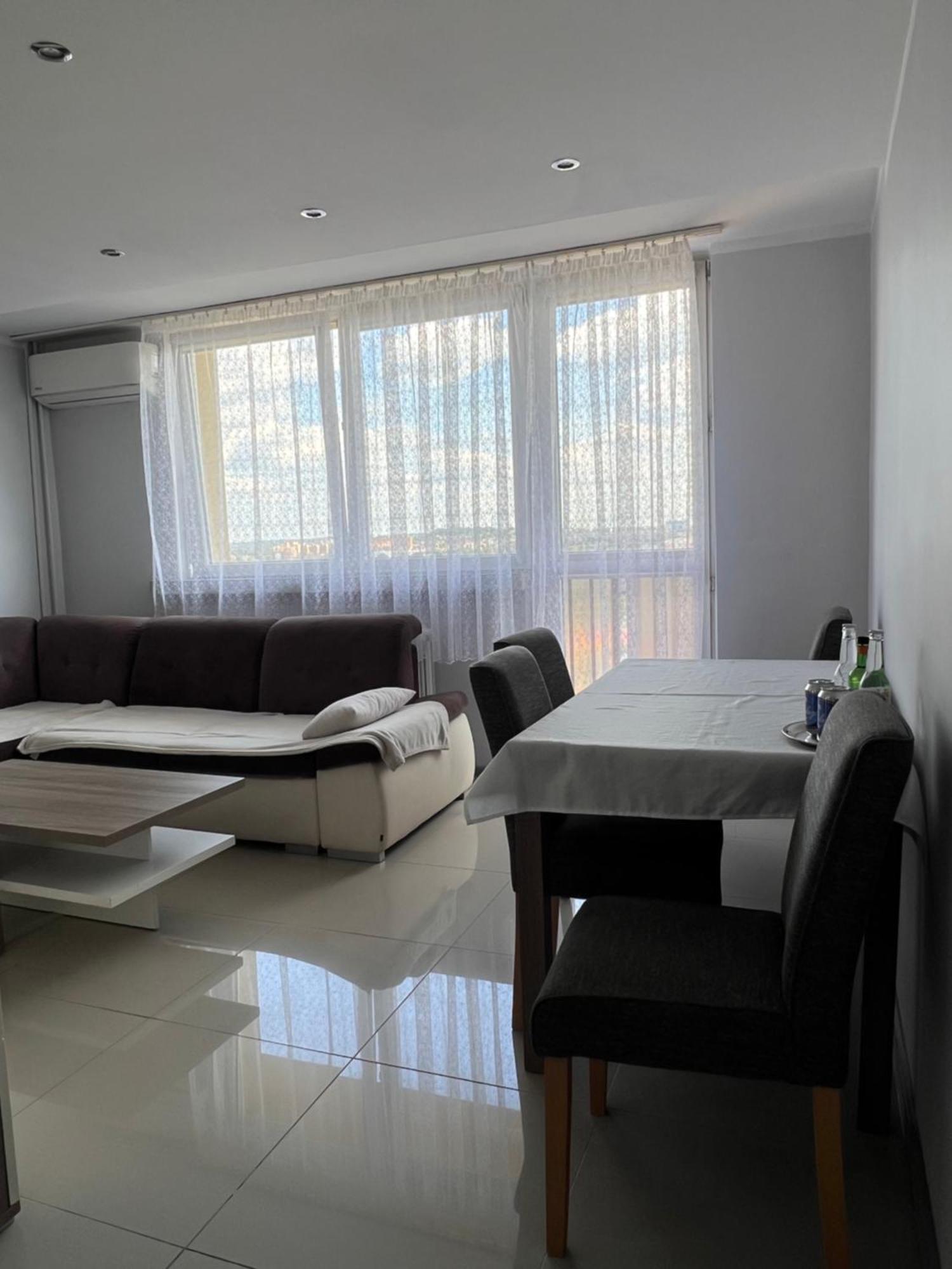 Dąbrowa GórniczaLook Of Dreams - Apartament W Superjednostceアパートメント エクステリア 写真
